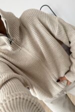 Fermuarlı Dik Yaka Örgü Hırka Bej - Görsel 2