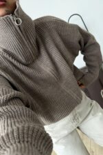 Fermuarlı Dik Yaka Örgü Hırka Vizon - Görsel 2