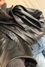 Pileli Yarasa Kollu Deri Ceket Siyah - Görsel 3