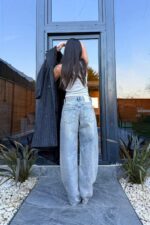 Barrel Buz Mavi Eskitme Jean - Görsel 4