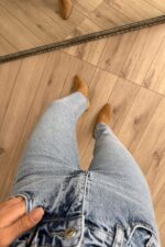 Tint Yıkama Kesik Paça Buz Mavi Jean - Görsel 3