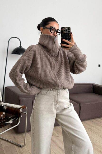 Fermuarlı Dik Yaka Örgü Hırka Vizon