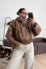 Pileli Yarasa Kollu Deri Ceket Kahverengi