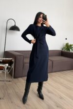 Belden Bağlamalı Önü Dikişli Uzun Elbise Lacivert