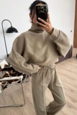 Yarasa Kollu Balıkçı Yaka Triko Takım Açık Haki - Görsel 2