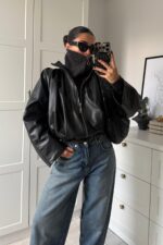 Pileli Yarasa Kollu Deri Ceket Siyah