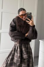 Beli Lastikli Yakası Kürklü Deri Ceket Acı Kahve - Görsel 2