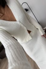 V Yaka Düğmeli Hırka Etek Takım Beyaz - Görsel 3