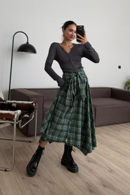 Beli Bağlamalı Ekose Düğmeli Etek Yeşil