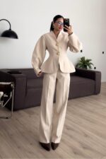 Balon Kollu Gold Düğmeli Blazer Takım Bej