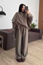 Yarasa Kol Pelerin Detaylı Pantolon Takım Safran