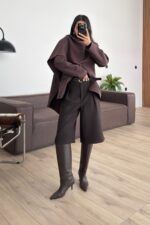 Kemerli Pileli Bermuda Şort Acı Kahve