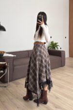 Dantel Detaylı Ekose Etek Kahve Mavi - Görsel 3