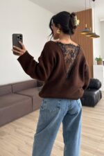 Arkası Dantel Detaylı Kazak Kahverengi - Görsel 3