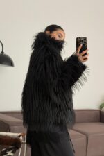 Kemer Detaylı Sakallı Kısa Kürk Siyah - Görsel 4