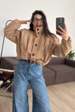 Pileli Dik Yaka Kısa Mont Camel