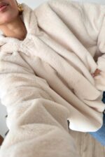 Fermuarlı Kapşonlu Peluş Hırka Ekru - Görsel 2