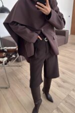 Kemerli Pileli Bermuda Şort Acı Kahve - Görsel 2