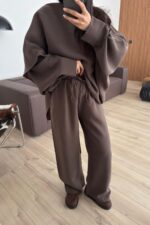 Yarasa Kol Pelerin Detaylı Pantolon Takım Kahverengi - Görsel 3