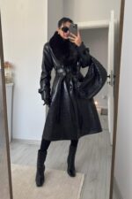 Yakası Kürklü Rugan Deri Kaban Siyah