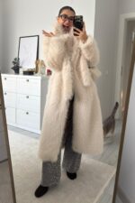 Şal Yaka Bağlamalı Uzun Kürk Taş