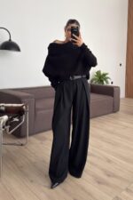 Beli Kemerli Pileli Pantolon Siyah