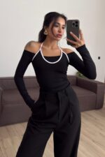 Biyeli Boyundan Bağlamalı Bluz Siyah