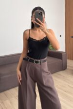 Askılı Güpür Detaylı Bodysuit Siyah