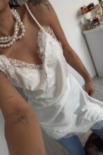 Kırışmayan Saten Dantel Elbise Ekru - Görsel 3