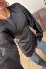 Saten Asimetrik Güpür Detaylı Bluz Siyah - Görsel 3