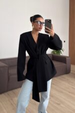 Kuşaklı V Yaka Ceket Siyah