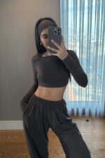 Divya Bandana Detaylı Crop Eşofman Takım Kahverengi - Görsel 2