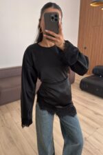 Saten Asimetrik Güpür Detaylı Bluz Siyah - Görsel 2