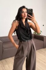 Degaje Yaka Saten Bluz Siyah