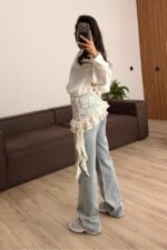 Beli Çiçek Dantelli Wide Leg Açık Mavi Jean - Görsel 4