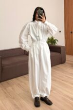 Yakası Kemerli Balon Kol Paraşüt Takım Beyaz