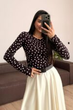 Kayık Yaka Puantiyeli Bluz Acı Kahve