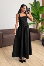 Kare Yaka Fiyonklu Elbise Siyah