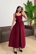 Kare Yaka Fiyonklu Elbise Bordo