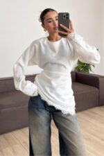 Saten Asimetrik Güpür Detaylı Bluz Beyaz