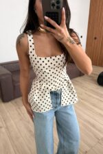 Kare Yaka Puantiyeli Bluz Krem - Görsel 2