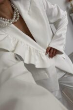 Rosa Yakası Fırfırlı Ceket Beyaz - Görsel 3