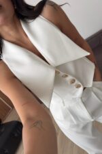 Gold Düğmeli Yakalı Yelek Ekru - Görsel 3