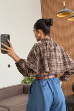 Yakalı Ekose Uzun Kol Crop Kahverengi - Görsel 3