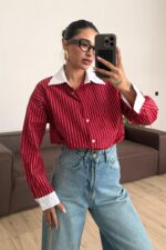 Yakası Beyaz Çizgili Gömlek Kırmızı