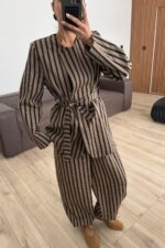 Çizgili Yakasız Ceket Şalvar Pantolon Takım Kahverengi - Görsel 2