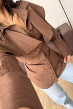 Omzu Fırfırlı Çizgili Gömlek Kahverengi - Görsel 3