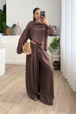 Madonna Yaka Desenli Takım Kahverengi