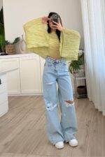 Geniş Paça Dizleri Yırtık Açık Mavi Jean