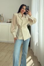 Vatkalı Kruvaze Yaka Çıtçıtlı Tül Gömlek Taş